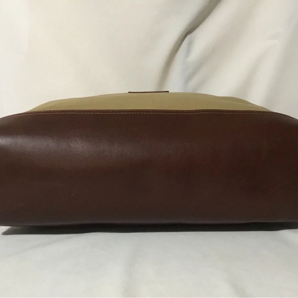 Longchamp sophisticated tote